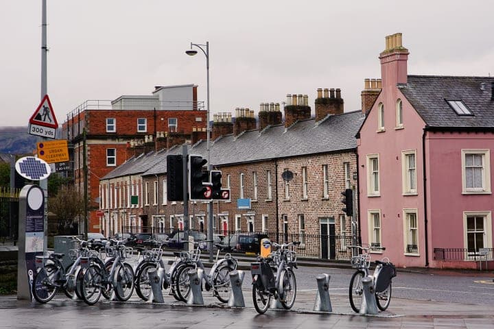 Bike-Tour zu den Highlights in Belfast thumbnail