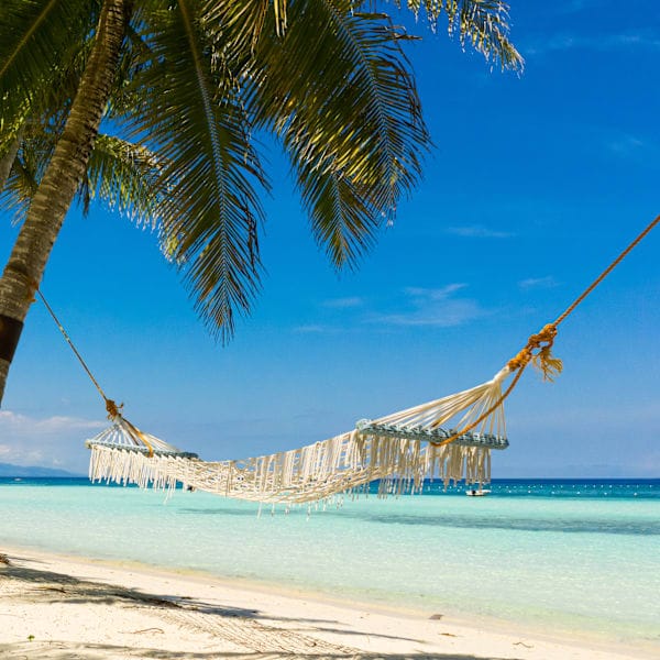 Southeast Asia adventure: Sandy toes and city glows