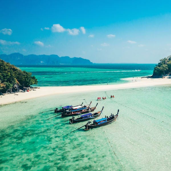 Thailand Bucket List: City life, jungle nights, island vibes!